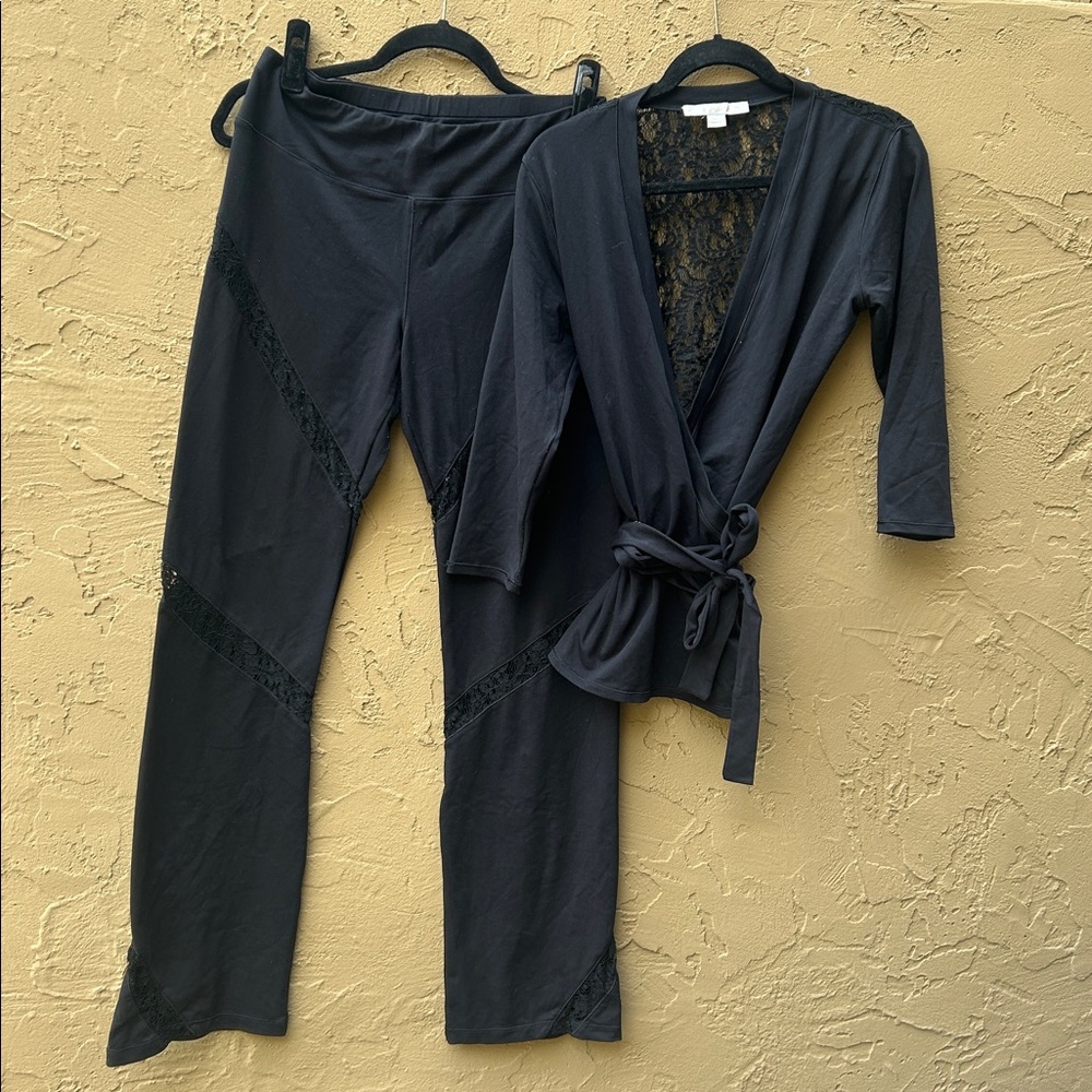 🎉HOST PICK🎉 Boston Proper Black Lace Inset Athleisure 2pc Set